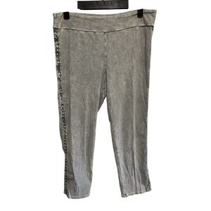 Chatoyant Leggings Women L Gray Acid Wash Crochet Lace Trim Cropped Festival